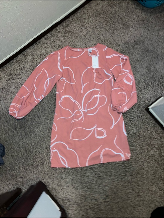 a new day Dresses & Skirts - a new day Coral Pink Floral-Print Long Sleeve Shift Dress